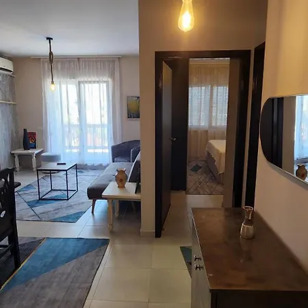 Kontakt 21 Apartment